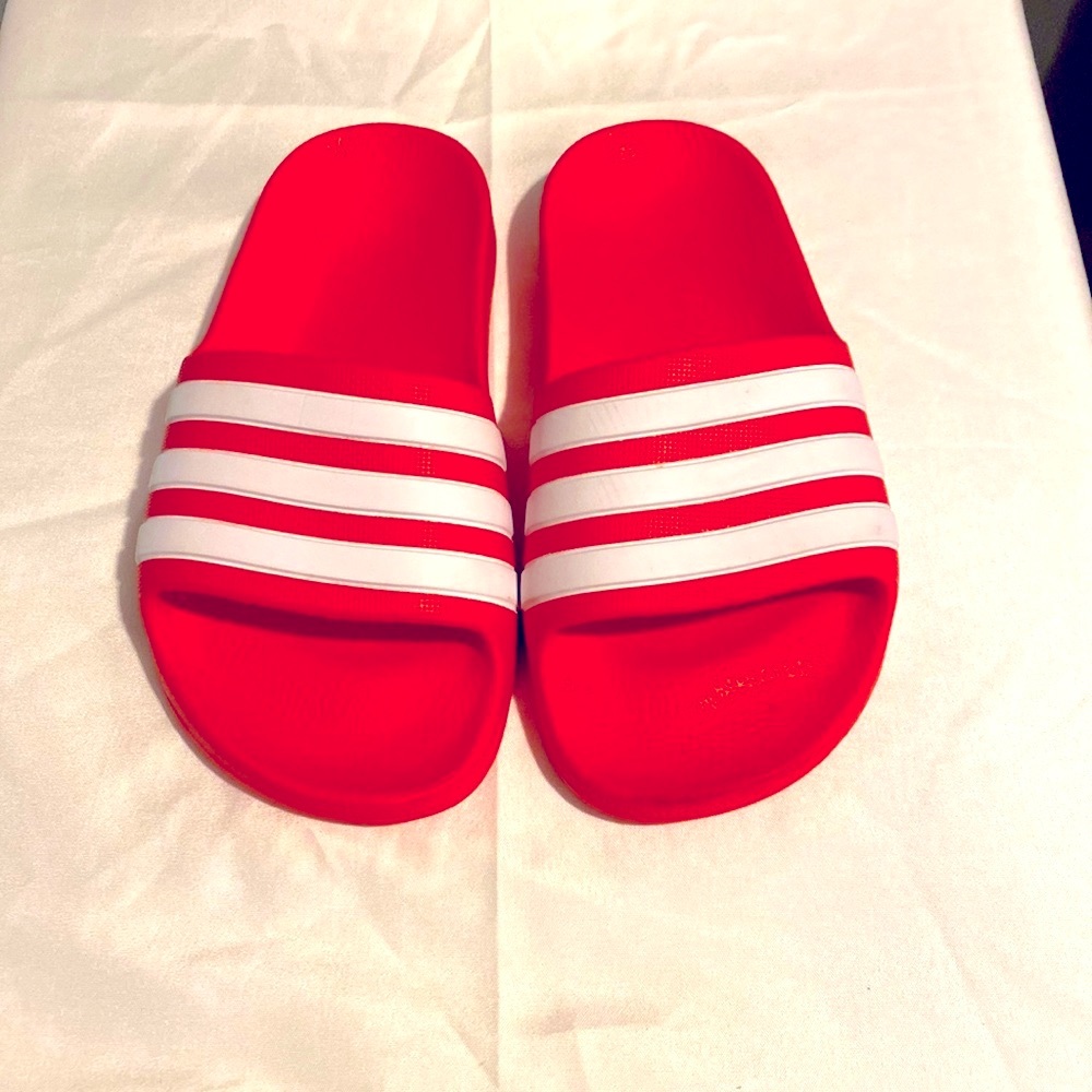 Kids size 13 Adidas Slides. Never worn!!!